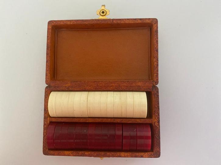 Vintage Doosje Jetons 2 x 15, Antiek en Kunst, Curiosa en Brocante, Ophalen of Verzenden