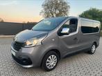 Renault trafic  1.6 dci 115 pk met 9 placen heel goed staat, Auto's, Euro 5, Bedrijf, 5 deurs, Zilver of Grijs