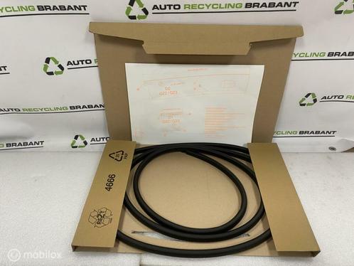 Portierrubber BMW 4 Serie G22 G22 M4 G82 NIEUW 51765A085F3, Auto-onderdelen, Klein materiaal, Gebruikt, Ophalen of Verzenden