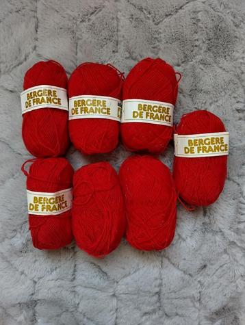 7 bollen 50gr Bergère de France, Kwikstaart, rood beschikbaar voor biedingen