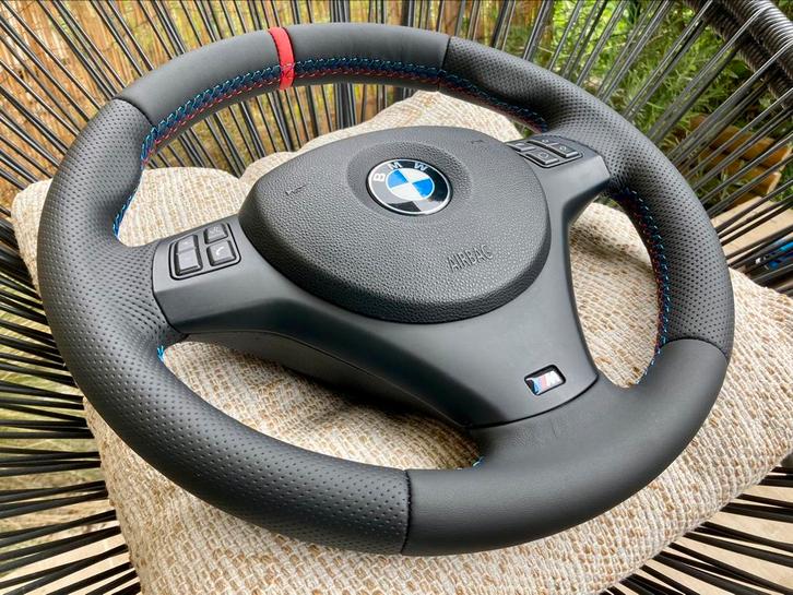 Volant NEUF BMW Pack M bague rouge E82 E87 E90 E92 E93, Auto-onderdelen, Besturing, BMW, Ophalen of Verzenden