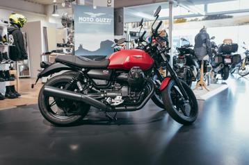 Moto Guzzi V7 Stone - Nieuw - 0 KM - 760 EURO KORTING 