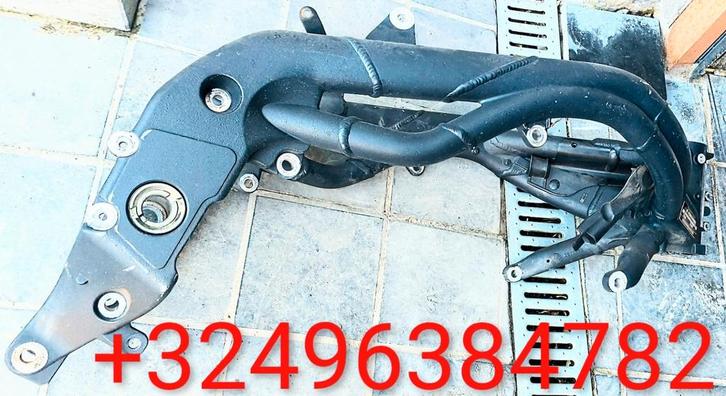 Cadre de Triumph Speed Triple 1050 de 2008 avec documents, Motoren, Onderdelen | Overige, Ophalen