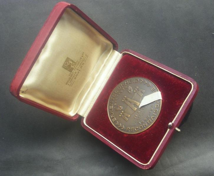 Médaille des anciens combattants L III d'Anvers à W. Weemaes, Verzamelen, Militaria | Tweede Wereldoorlog, Landmacht, Lintje, Medaille of Wings