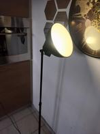 Staande lamp industriele look., Huis en Inrichting, Ophalen, Zo goed als nieuw