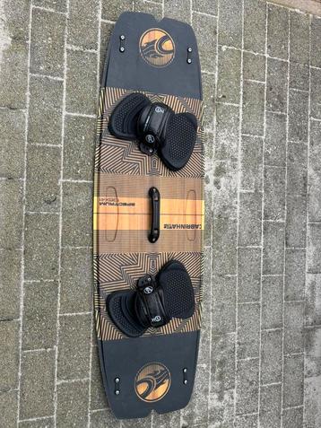 Cabrinha Spectrum board 136 x 41, Enlèvement, Comme neuf