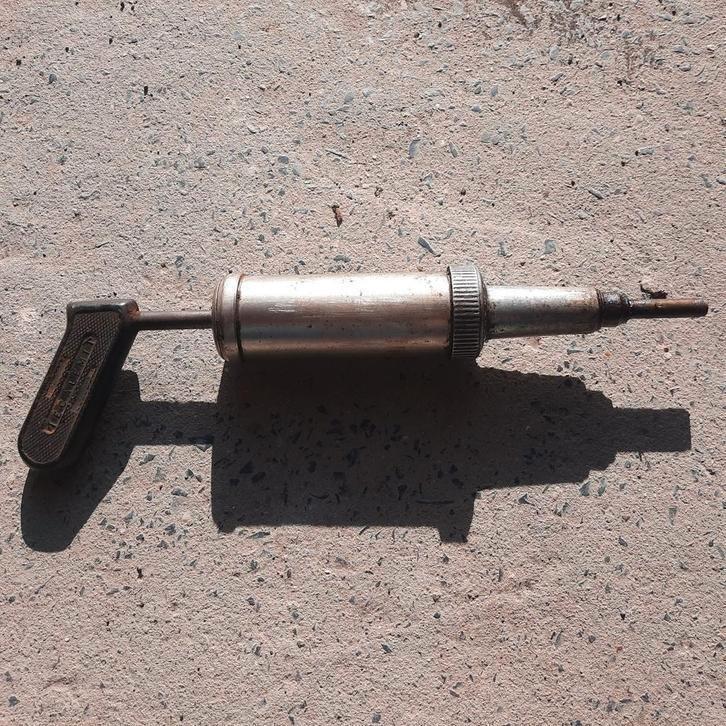 Tecalemit grease gun brits wo2 BEF 1940 Bedford Morris cs8, Verzamelen, Militaria | Algemeen, Ophalen of Verzenden