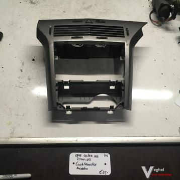 Opel Astra H 1.6 2005 HB 2500183  Luchtrooster midden met al beschikbaar voor biedingen