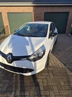 Renault Clio 1.2 Benzine (2014), Voorwielaandrijving, Euro 5, Stof, Zwart