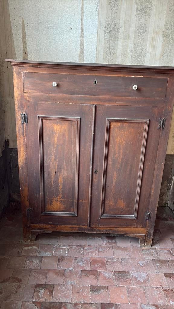 Oude linnenkast, Ophalen