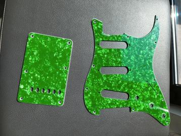 Pickguard et plaque arrière pour stratocaster  beschikbaar voor biedingen