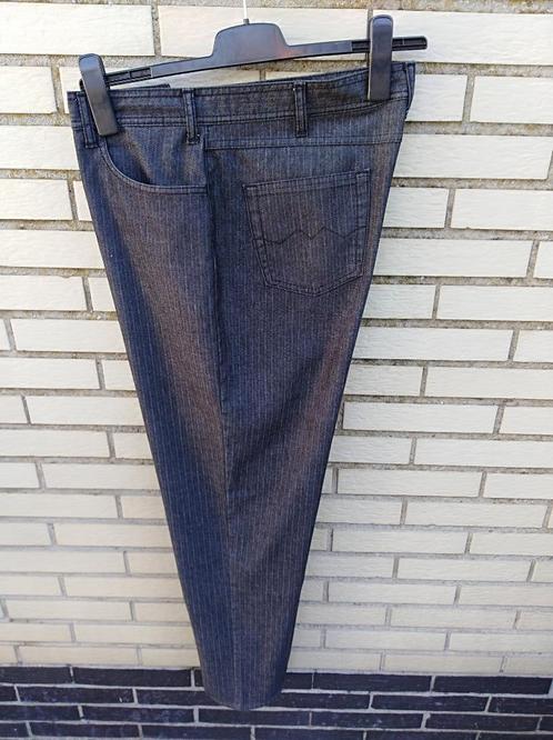 NIEUW! Broek rekbaar Jeans Look Angelo Litrico., Kleding | Heren, Spijkerbroeken en Jeans, Nieuw, W40 - W42 (confectie 56/58)