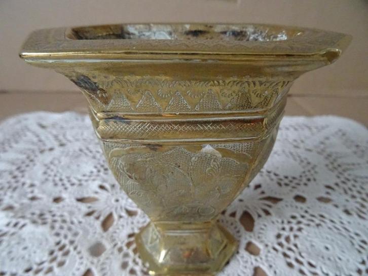 18 Eeuw antieke bronzen vaas wijwaterbakje vaasje 10cm 1750, Antiek en Kunst, Antiek | Brons en Koper, Brons, Ophalen of Verzenden