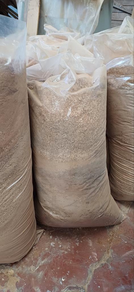 Zaagsel van schrijnwerkerij, Dieren en Toebehoren, Stalling en Weidegang