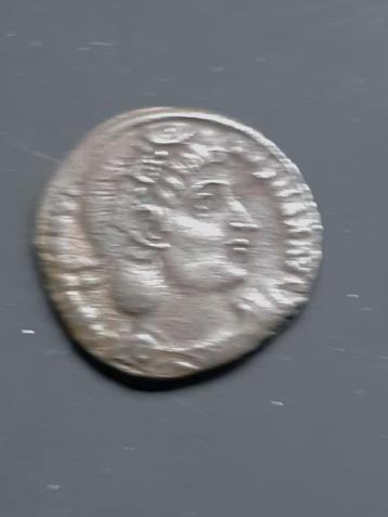 Munten -Romeins - Constantius II - brons -Gloria exercitus beschikbaar voor biedingen