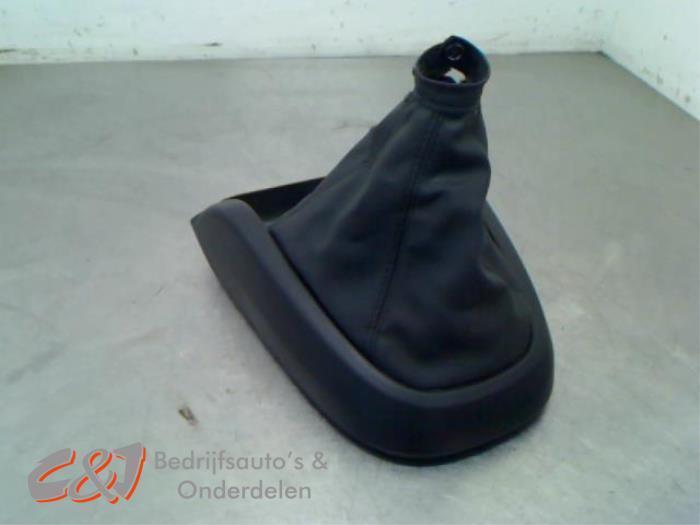 Versnellingspookhoes van een Opel Combo, Auto-onderdelen, Interieur en Bekleding, Opel, Gebruikt, 3 maanden garantie, Ophalen of Verzenden