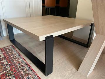 Salontafel 100x100x41 beschikbaar voor biedingen