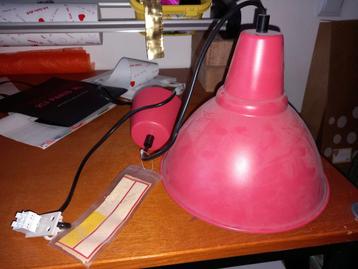 Gratis Ikea rode lamp, Ophalen, Zo goed als nieuw