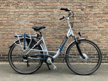 Nieuwe elektrische damesfiets beschikbaar voor biedingen