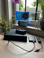 PlayStation 4 met 2 terabyte opslag, Games en Spelcomputers, Spelcomputers | Sony PlayStation 4, Ophalen, Zo goed als nieuw
