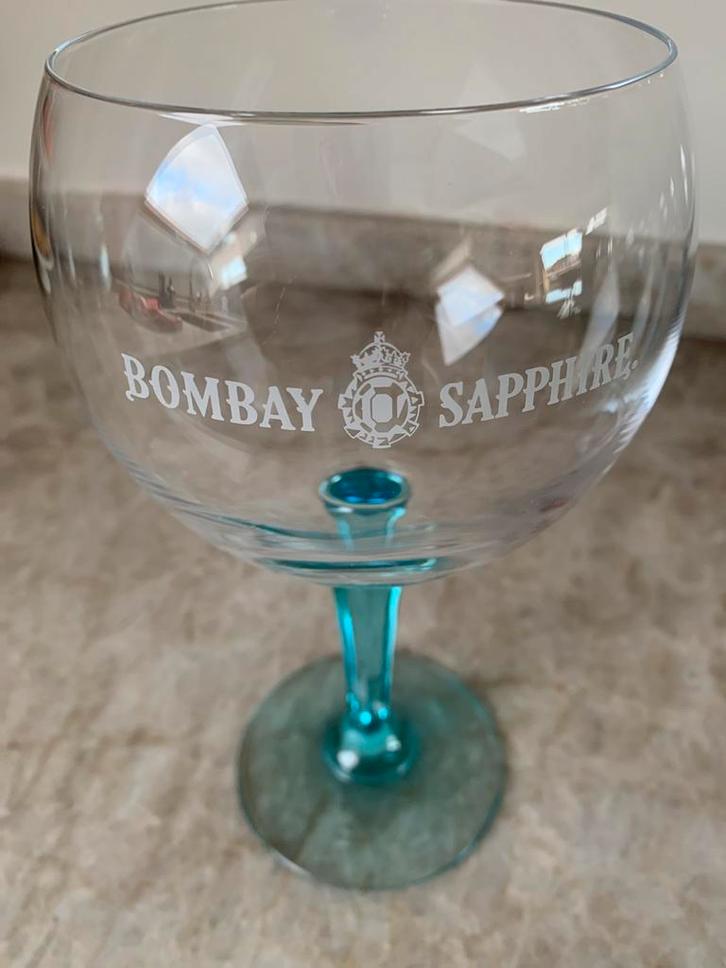 BOMBAY SAPPHIRE Gin glazen 6 stuks, Verzamelen, Glas en Drinkglazen, Zo goed als nieuw, Ophalen of Verzenden