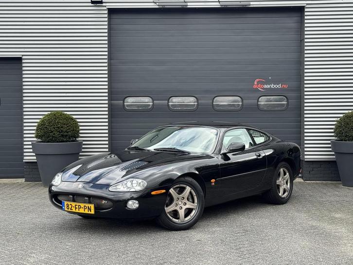 Jaguar XKR 4.0 V8 Coupé UNIEK MOOI! | Lederen Bekleding | L, Auto's, Jaguar, Bedrijf, Te koop, XK, ABS, Airbags, Airconditioning