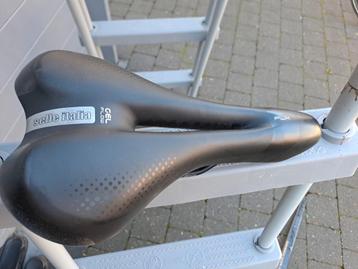 Topgelzadel beschikbaar voor biedingen