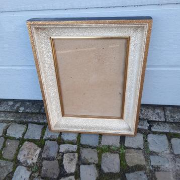 Kaders (verscheidene) beschikbaar voor biedingen