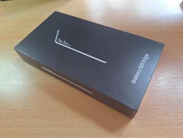 Samsung Galaxy S25 Edge 256GB Titanium Zilver beschikbaar voor biedingen