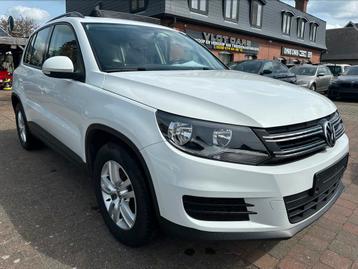 Volkswagen Tiguan 2015 Eerste eigenaar 1.4 Benzine beschikbaar voor biedingen