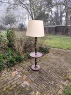 Lampadaire ancien, Enlèvement