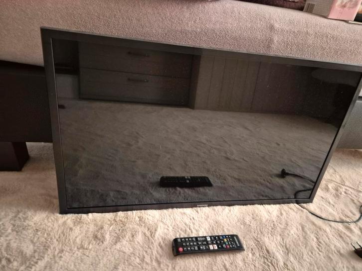 Smart TV Samsung en parfait état, TV, Hi-fi & Vidéo, Télévisions, Comme neuf, Samsung, Smart TV, Enlèvement ou Envoi