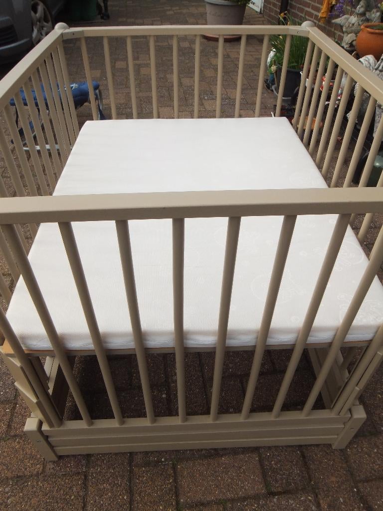 kinderpark met matrasje, Kinderen en Baby's, Babyparken, Gebruikt, Rechthoekig, In hoogte verstelbaar, Ophalen