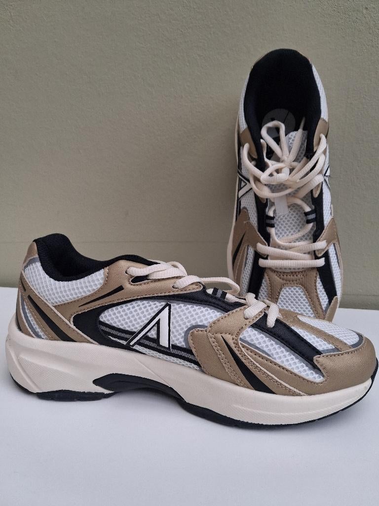 Sneakers pour femmes, Vêtements | Femmes, ANDERE, Enlèvement ou Envoi, Autres couleurs, Sneakers et Baskets