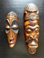 Houten Afrikaanse maskers (muurbevestiging), Enlèvement ou Envoi