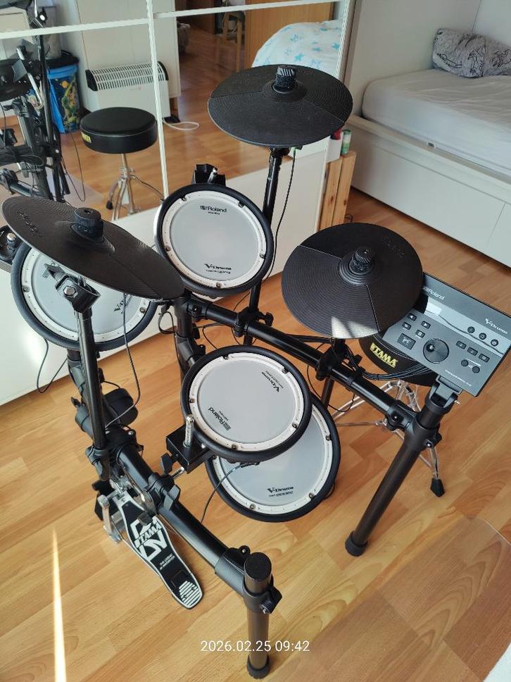 Elektrisch drumstel Roland, Muziek en Instrumenten, Drumstellen en Slagwerk, Zo goed als nieuw, Roland, Elektronisch, Ophalen