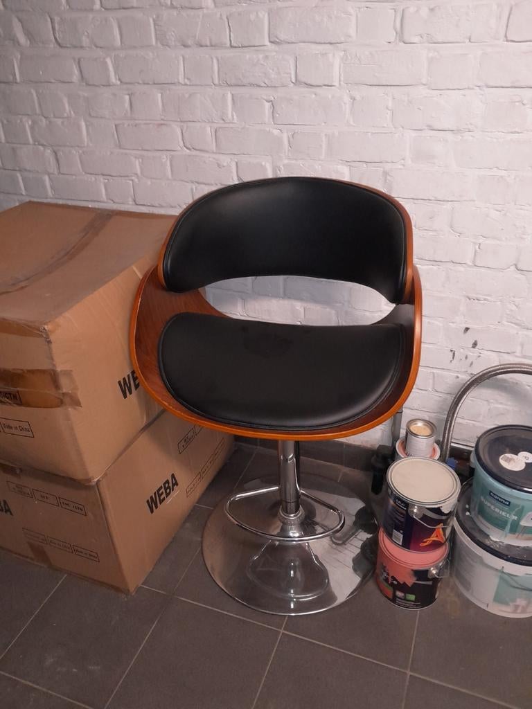 Toog stoelen, Ophalen