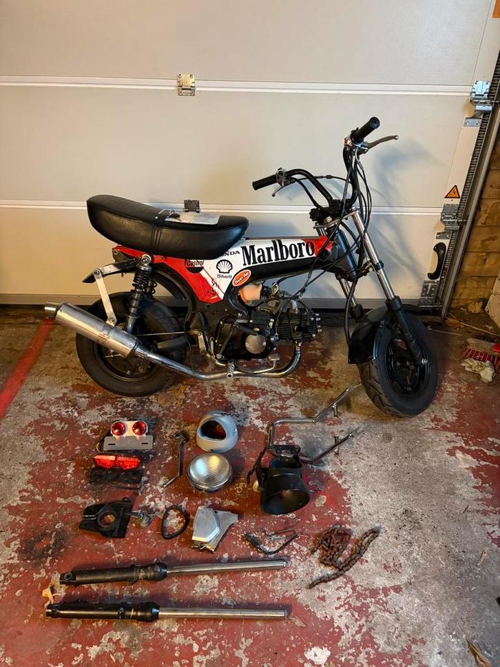 Skyteam dax B klasse project, Fietsen en Brommers, Brommers | Overige merken, Zo goed als nieuw, Ophalen