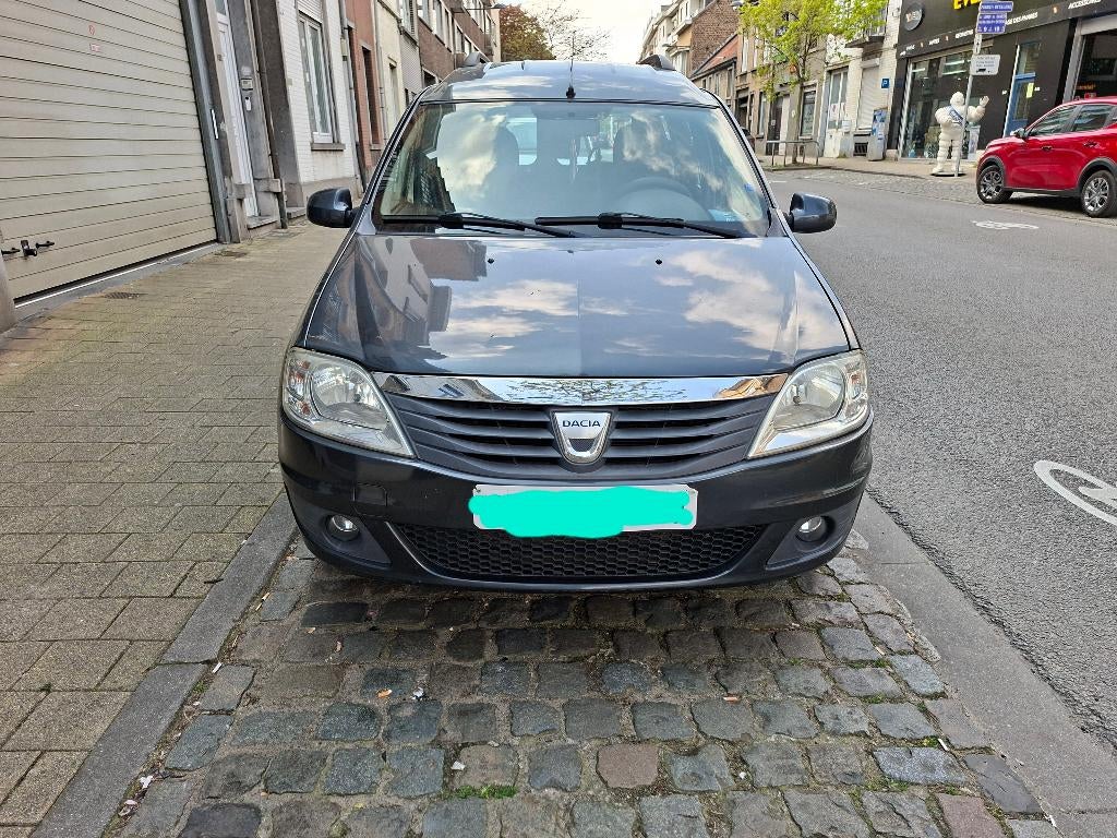 dacia logan 1.6 essence avec contrôle technique, Autos, Dacia, Achat, Boîte manuelle, Autres couleurs, 5 portes