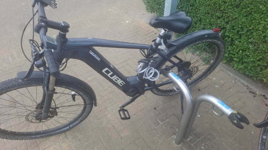 Cube reaction hybrid, Ophalen