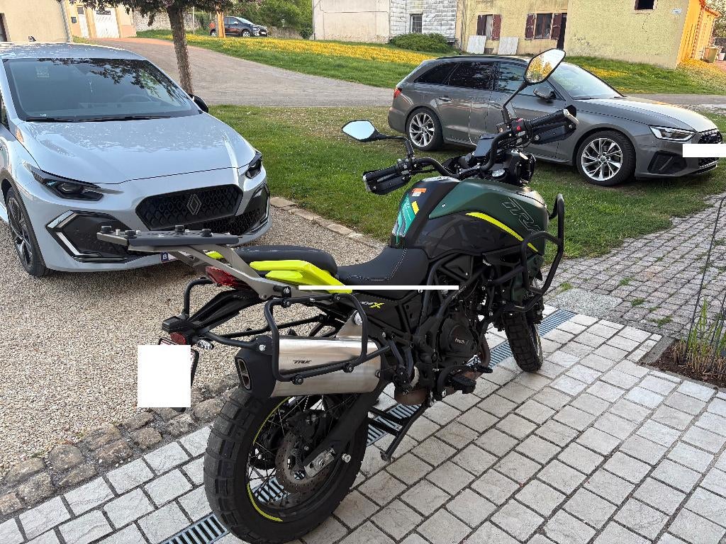 Benelli TRK 702X, Motos, Motoren | Benelli, Particulier, Autre, plus de 35 kW, 2 cylindres, Permis Moto A, ABS, Poignées chauffantes