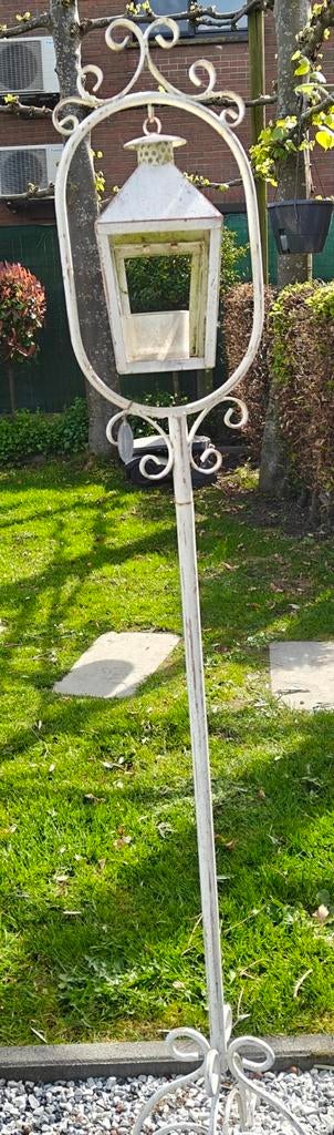 Support pour pare-vent, Enlèvement