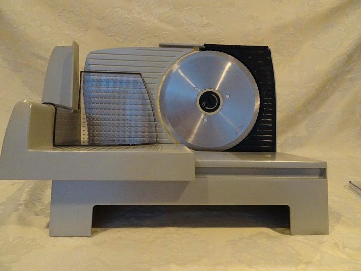 DOMO snijmachine, Huis en Inrichting, Keuken | Keukenbenodigdheden, Zo goed als nieuw, Ophalen