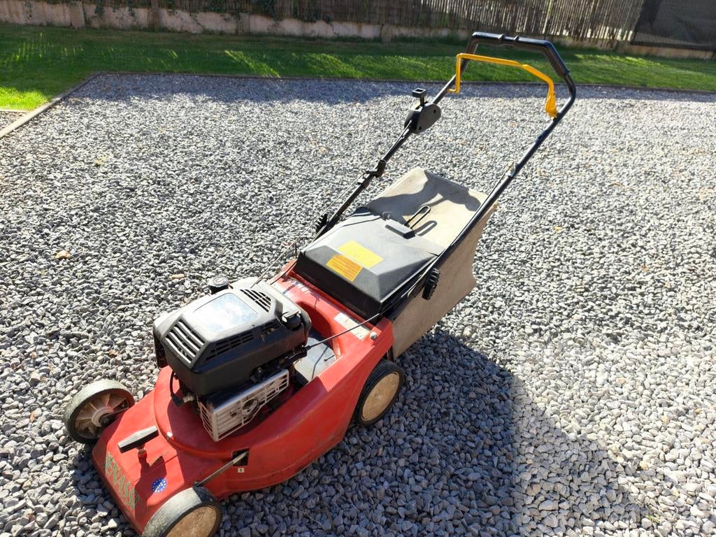 Benassi benzinemaaier 5pk Briggs and Stratton motor, Ophalen