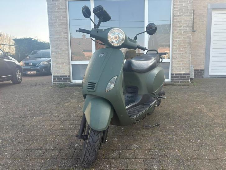 Vespa look scooter |2019| Goede staat!, Fietsen en Brommers, Scooters | Overige merken, Gebruikt, Klasse B (45 km/u), Benzine