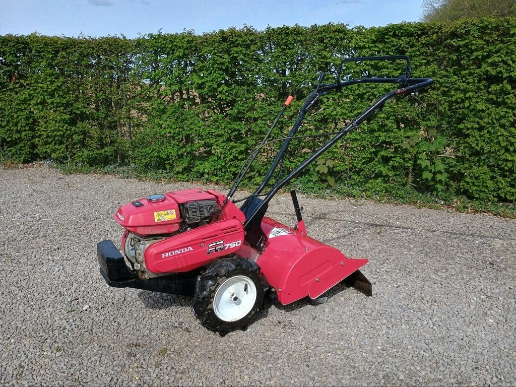 Honda fr 750 rototiller/ motobeche in uitstekende staat, Doe-het-zelf en Bouw, Gereedschap | Freesmachines, Ophalen