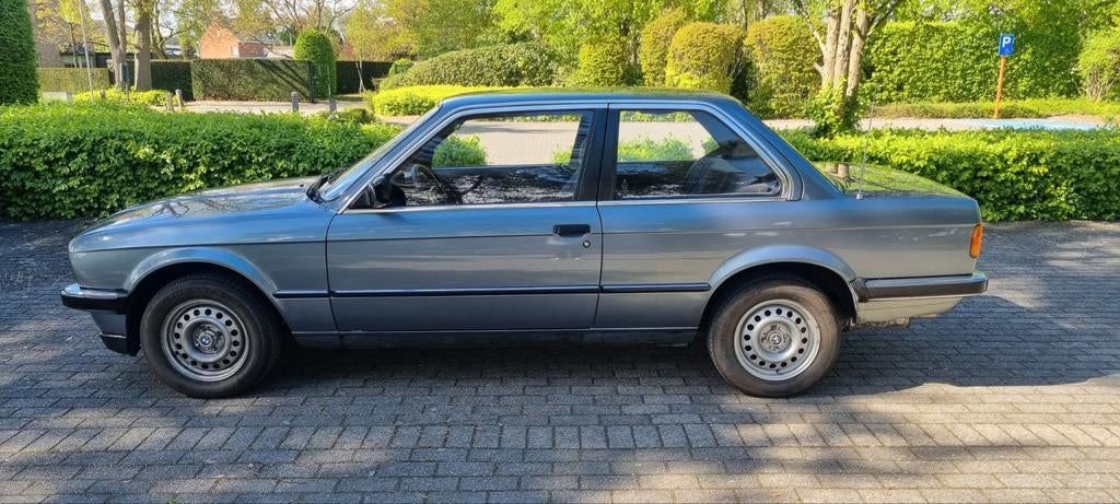 Bmw e30 coupé, Auto's, BMW, Blauw, Handgeschakeld, Particulier, Blauw