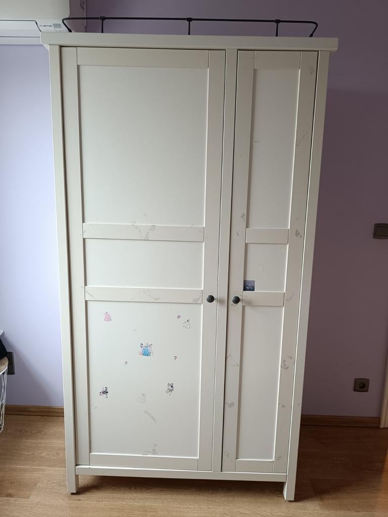 Gratis af te halen 2x kledingkast, Enlèvement