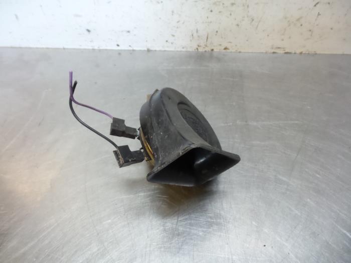 Klaxon d'un Alfa Romeo GTV, Autos : Pièces & Accessoires, Électronique & Câbles, Alfa Romeo, Utilisé, 3 mois de garantie, Enlèvement ou Envoi