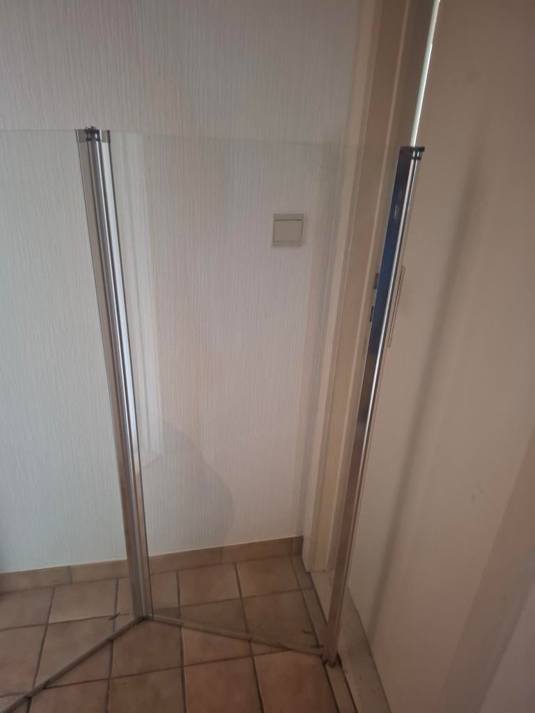 Dubbele glazen badwand, Huis en Inrichting, Badkamer | Badkamermeubels, 100 tot 150 cm, 100 tot 150 cm, Overige typen, Home